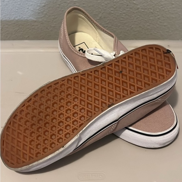 Vans - Picture 4 of 4